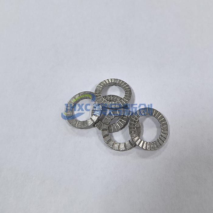 钛双叠自锁垫圈M8